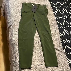 Fabletics mens jogger pants, olive green, size s (32/30). Brand new, tags attchd